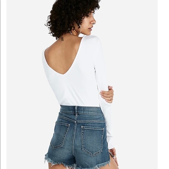 NWT EXPRESS High Waisted Side Stripe Raw Hem Midi Jean Shorts - Picture 3 of 13